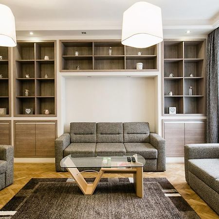 Apartment At Nagymezo Budapest Esterno foto